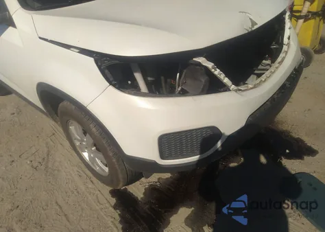 2012 Kia Sorento Lx из США, поврежденный, VIN 5XYKT3A15CG228695